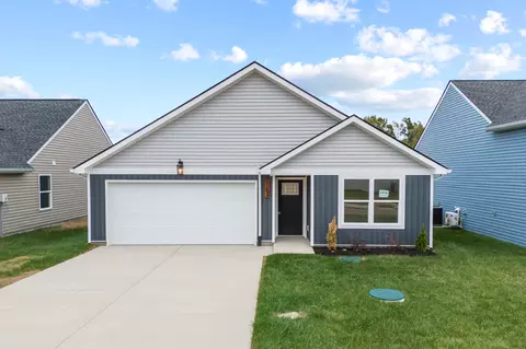 1252 E Heflin St, Cedar Hill, TN 37032