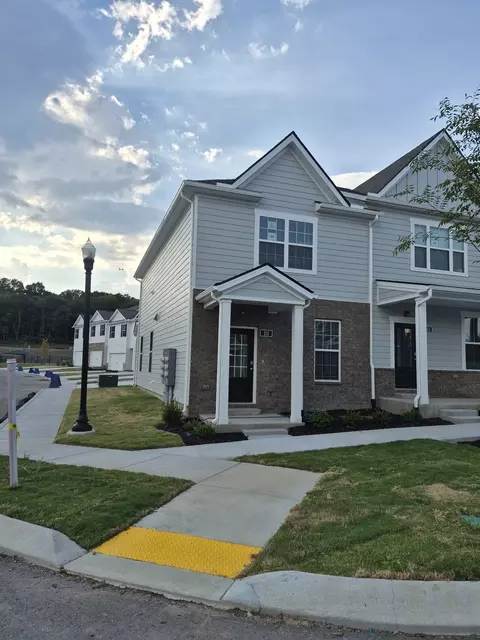 126 Dry Cyn, La Vergne, TN 37086