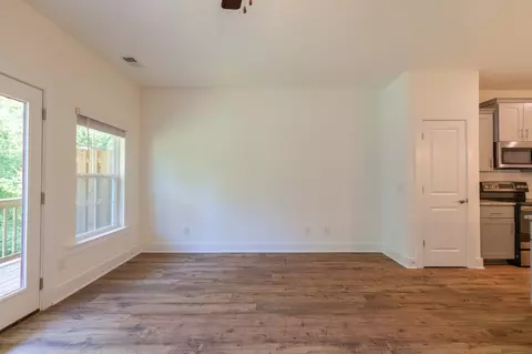 Living - 7108 Gracious Dr, Franklin, TN 37064 photo 6 of 6