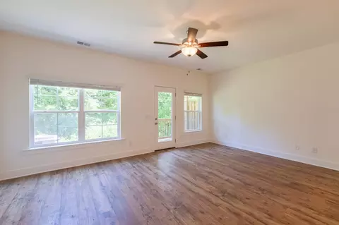 Living - 7108 Gracious Dr, Franklin, TN 37064 photo 5 of 6