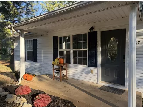 2067 Sugar Tree Dr, Lewisburg, TN 37091