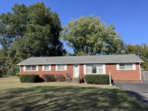 1505 Idlewild Dr, Lebanon, TN 37087