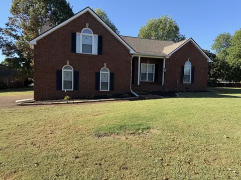 2738 Wales Ct, Thompsons Station, TN 37179