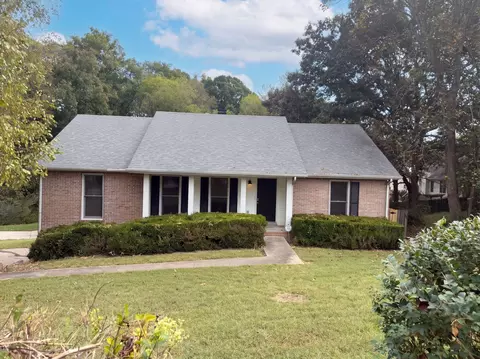 1201 Verkler Dr, Clarksville, TN 37042
