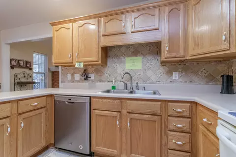 103 Bent Tree Dr, Ringgold, GA 30736 photo 8