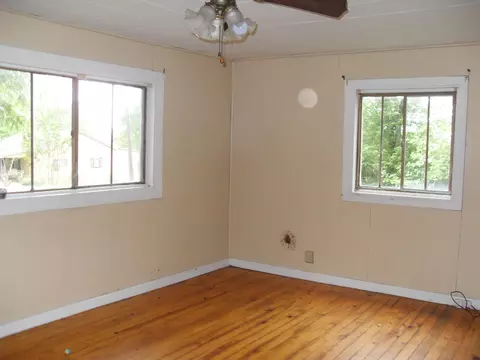 83 Hackett St, Ringgold, GA 30736 photo 4