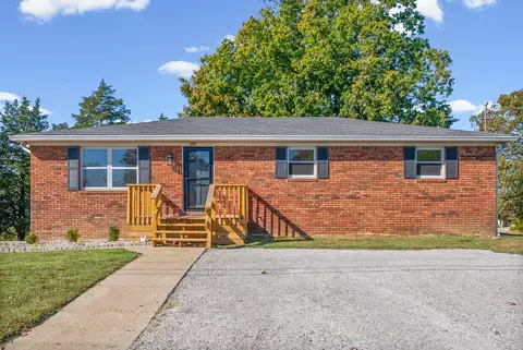 305 Buttermilk Rd, Hopkinsville, KY 42240