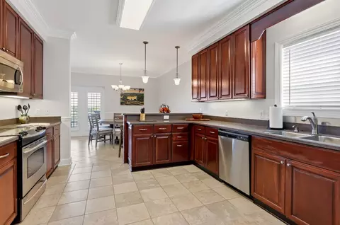 Kitchen - 7100 Dale Ridge Rd #E-4, Lancaster, TN 38569 photo 1 of 4