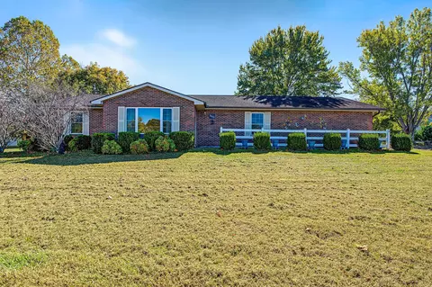 2613 Old Newport Hwy, Sevierville, TN 37876
