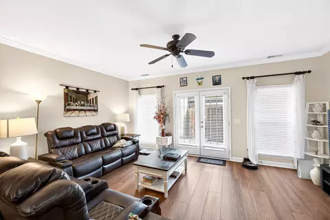 8 Baker Ct, Lebanon, TN 37087