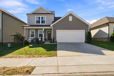 644 Cedar Brook Dr, White House, TN 37188