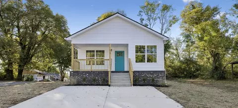 812 Woodside St, Columbia, TN 38401
