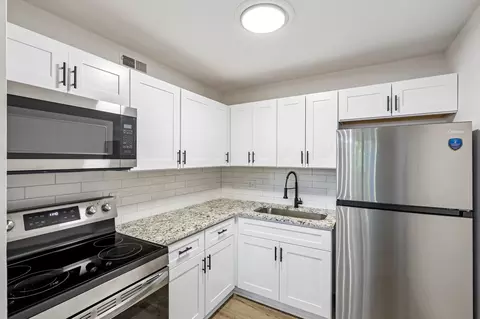 6680 Charlotte Pike #K2, Nashville, TN 37209