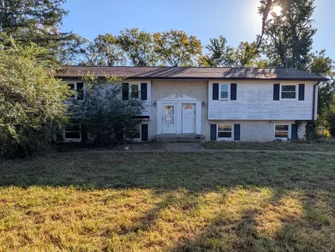 300 Tyne Blvd, Old Hickory, TN 37138