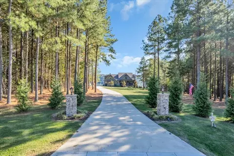 Exterior - 665 Crockett Loop, Jasper, TN 37347 photo 4 of 34