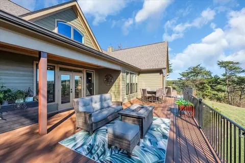 Exterior - 665 Crockett Loop, Jasper, TN 37347 photo 9 of 34