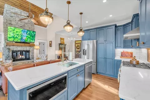 Kitchen - 665 Crockett Loop, Jasper, TN 37347 photo 1 of 4
