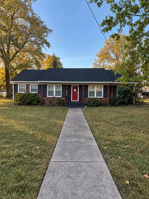 247 Fairway Dr, Nashville, TN 37214