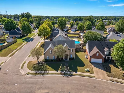 1187 Sanbyrn Dr, Cordova, TN 38018