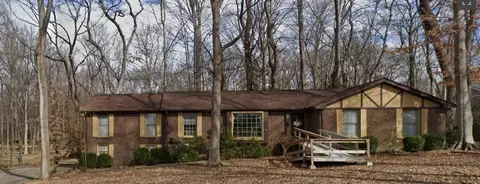 120 Millbrook Rd, Hendersonville, TN 37075