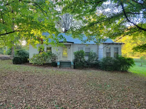 416 Main St, Huntland, TN 37345