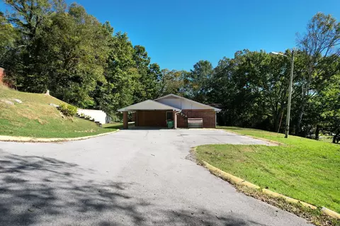 116 N Magnolia Ave, South Pittsburg, TN 37380