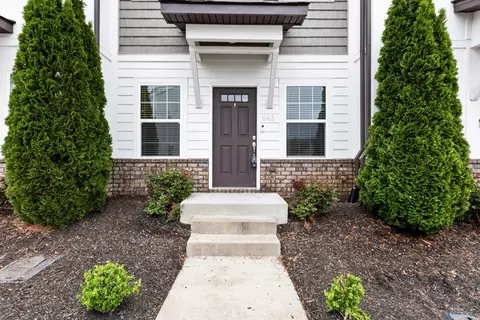 643 Bristol Creek Dr, Nashville, TN 37221