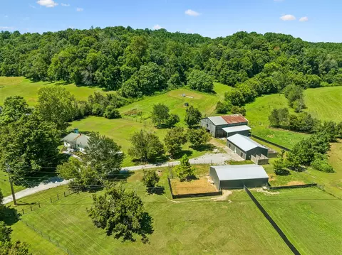 3025 Knob Creek Rd, Columbia, TN 38401