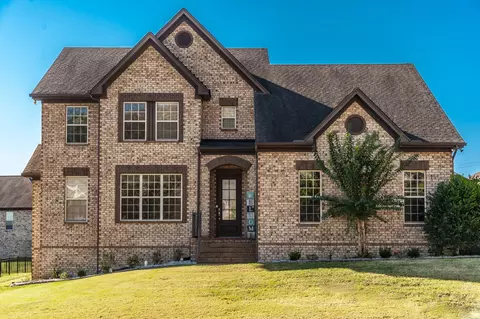 102 Bedford St, Hendersonville, TN 37075