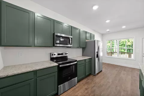 Kitchen - 34 Rustic Pnes, Dover, TN 37058 photo 2 of 2