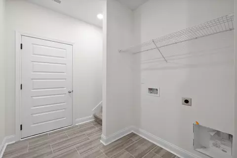 Entry Way - 34 Rustic Pnes, Dover, TN 37058 photo 4 of 5