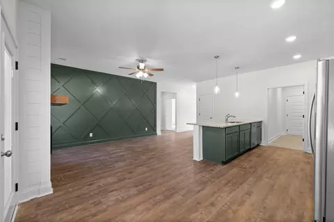 Living - 34 Rustic Pnes, Dover, TN 37058 photo 2 of 3