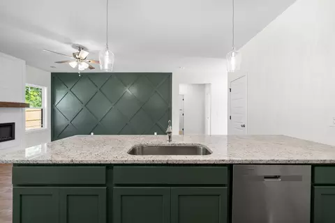 Kitchen - 34 Rustic Pnes, Dover, TN 37058 photo 1 of 2