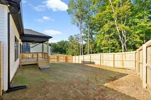 Exterior - 34 Rustic Pnes, Dover, TN 37058 photo 5 of 7