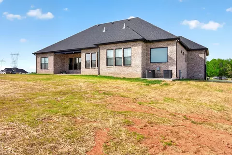 Exterior - 18 Rustic Pnes, Dover, TN 37058 photo 10 of 10