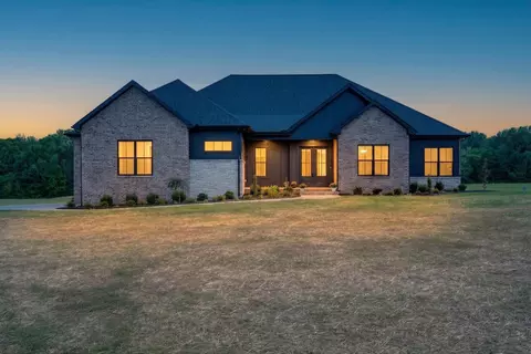 Exterior - 18 Rustic Pnes, Dover, TN 37058 photo 4 of 10