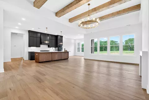 Living - 18 Rustic Pnes, Dover, TN 37058 photo 4 of 4