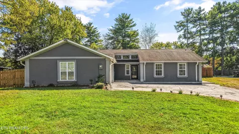 1625 El Prado Dr, Knoxville, TN 37922