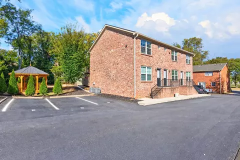 Exterior - 1430 E Main St, Murfreesboro, TN 37130 photo 4 of 11