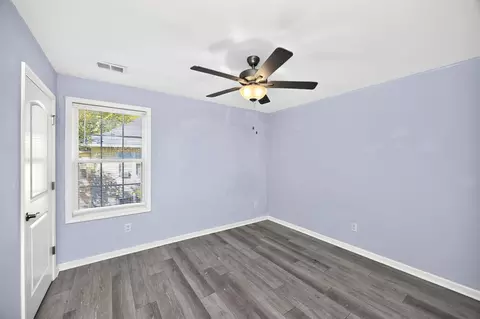 Bedroom - 1430 E Main St, Murfreesboro, TN 37130 photo 1 of 6