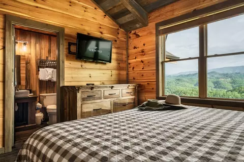 Bedroom - 2470 Hackberry Dr, Sevierville, TN 37862 photo 9 of 12