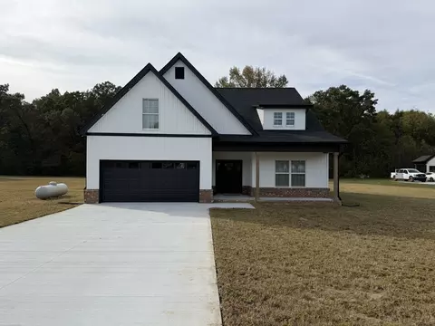 2750 Bains Rd, Hillsboro, TN 37342