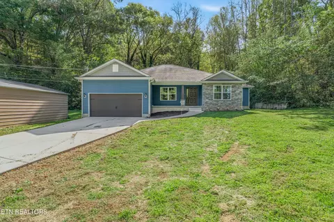 4708 Guinn Rd, Knoxville, TN 37931