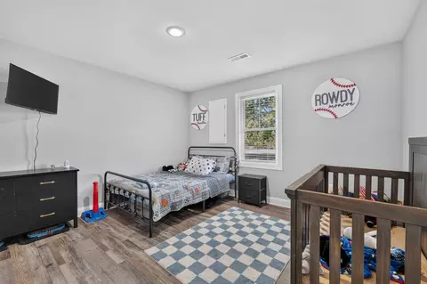 Bedroom - 8165 State Line Rd, Taft, TN 38488 photo 1 of 5