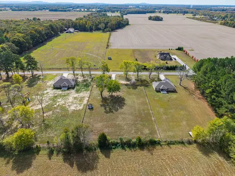 View/Area - 8165 State Line Rd, Taft, TN 38488 photo 3 of 7
