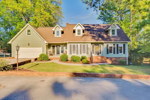 918 Georgia Cir NW, Cleveland, TN 37311
