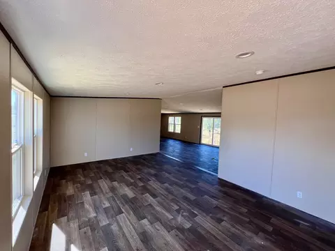 Living - 1061 Mcafee Rd, Morrison, TN 37357 photo 1 of 2