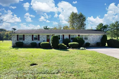 5920 Meadowland Dr, Knoxville, TN 37924