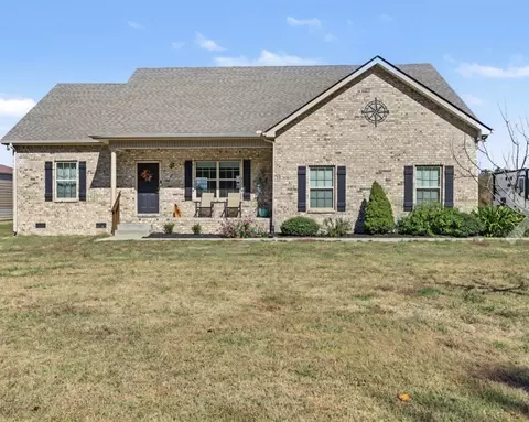 649 Elrod Rd, Manchester, TN 37355
