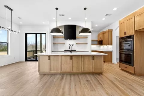 Kitchen - 35 Rustic Pnes, Dover, TN 37058 photo 1 of 6